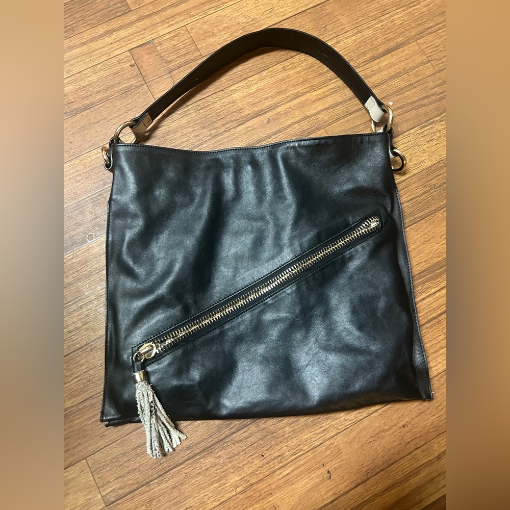 Sleek Black Leather Shoulder Bag with Tassel